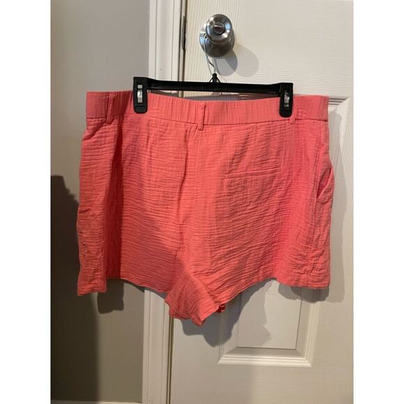 Nine West Muslin Material Loose Fitting Shorts - Size L - Picture 2 of 5